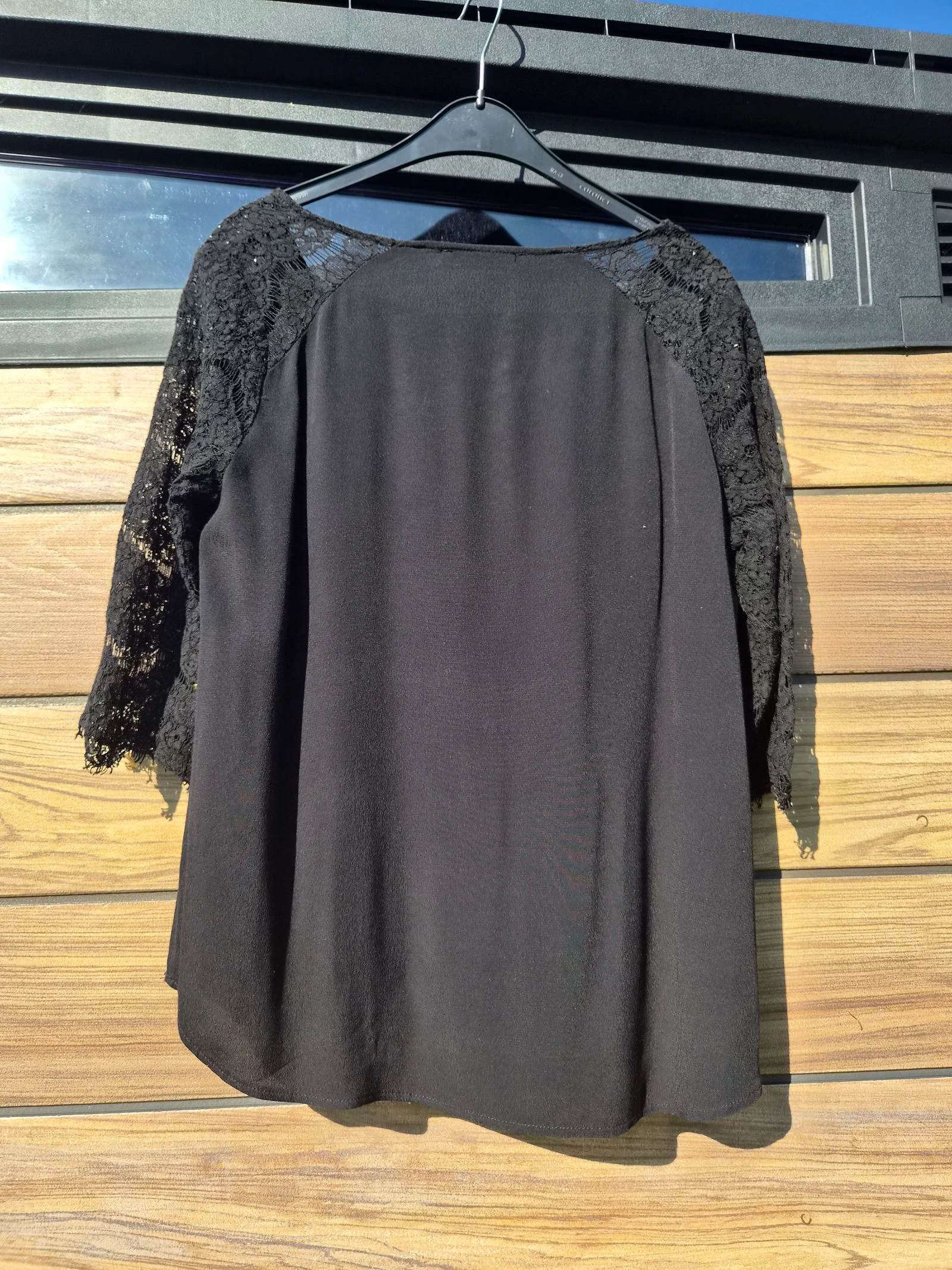 Nueva blusa negra con encaje AKOZ De Toi Paris – Talla L – photo 5